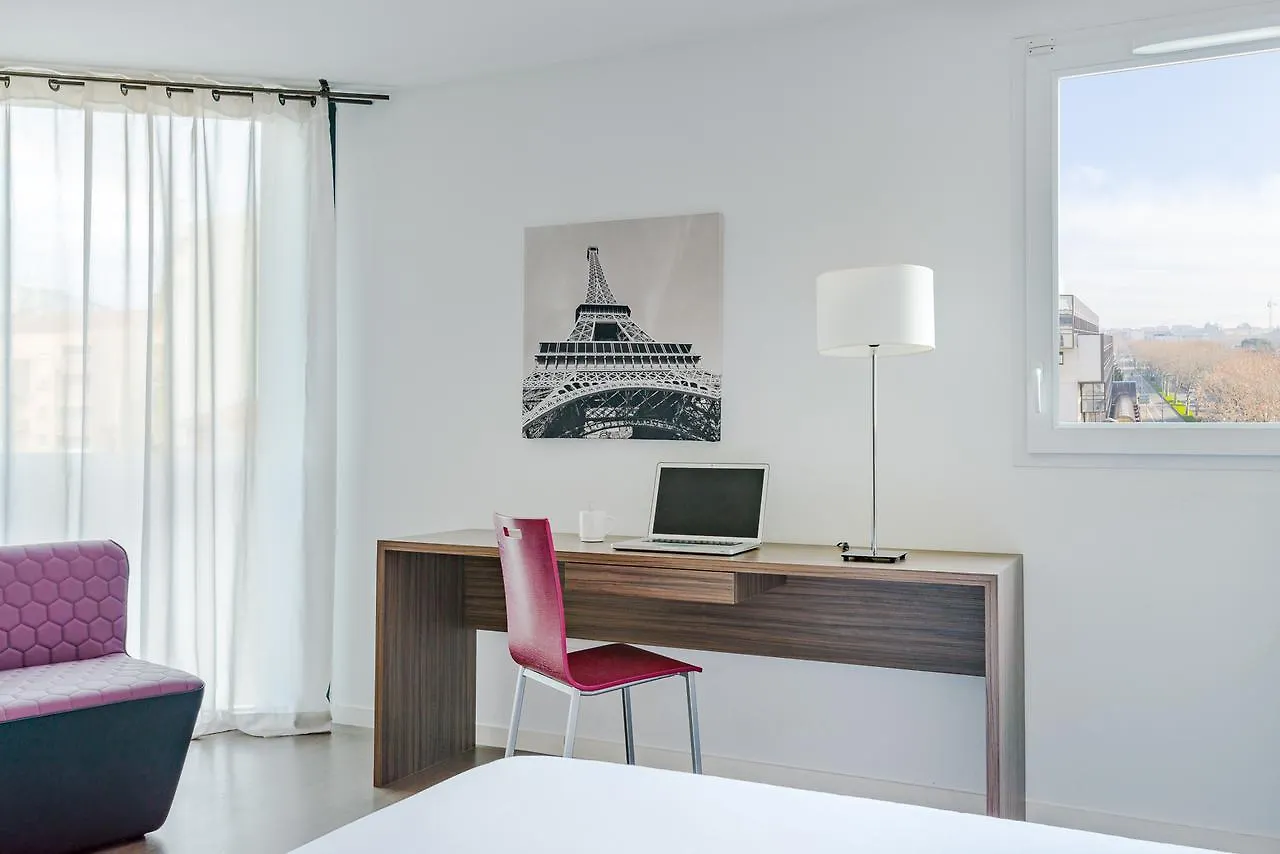 Appart'Hotel Hevea Valence