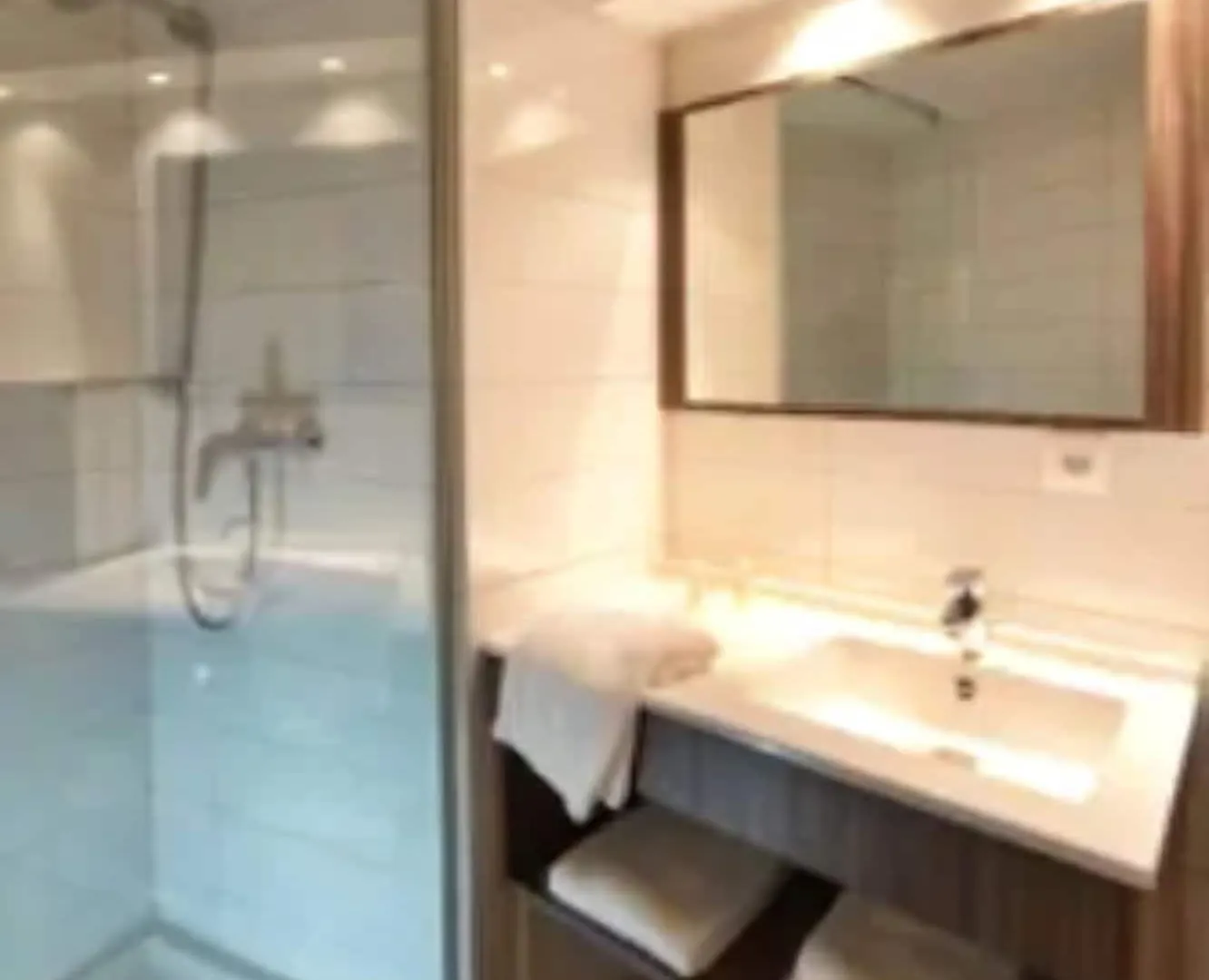 Appart'Hotel Hevea Valence  France